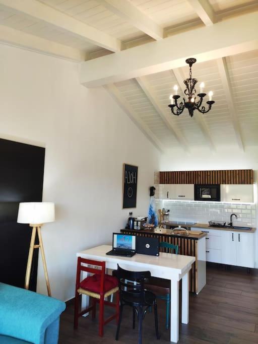 Casa Nueva En Vigo Rural Mos Con Jacuzzi Y Chimenea Para Escapada Romantica Pontevedra Exterior photo